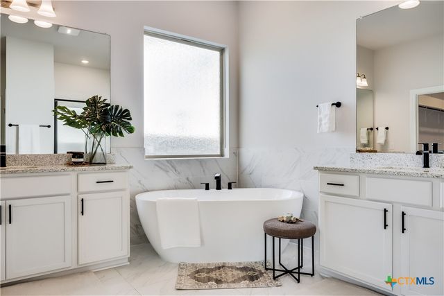 2436 Capestrano Circle, Round Rock, TX 78665