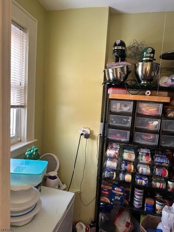 288 Pomona Ave, Newark City, NJ 07112