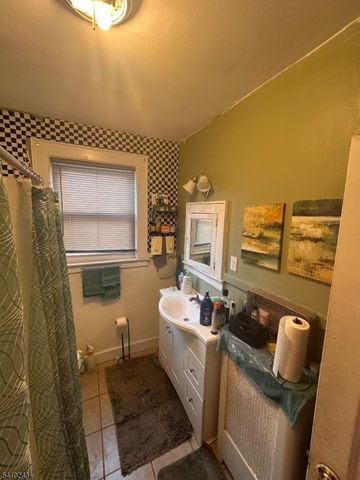 288 Pomona Ave, Newark City, NJ 07112