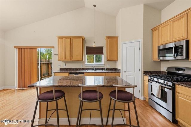3700 N White Hare Circle, Wasilla, AK 99654