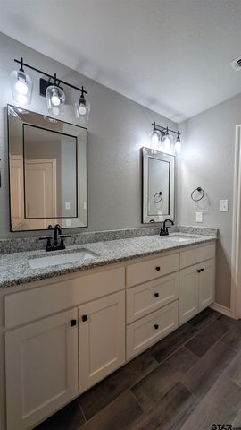 11086 CR 167 Unit 2, Tyler, TX 75703