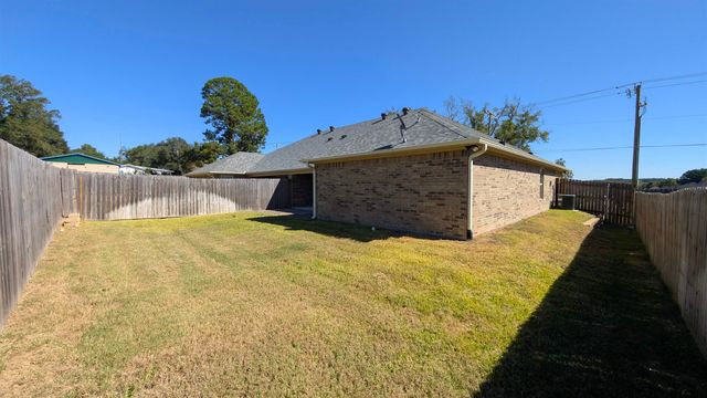 11086 CR 167 Unit 2, Tyler, TX 75703
