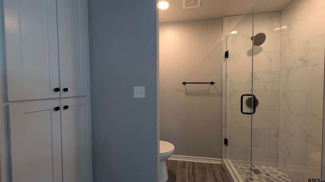 11086 CR 167 Unit 2, Tyler, TX 75703