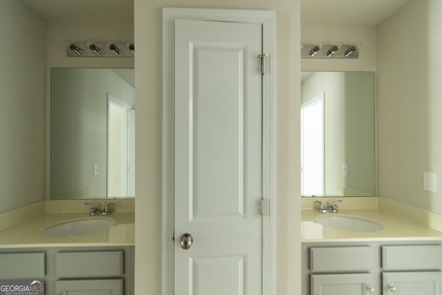 2698 Lower Village Drive, Ellenwood, GA 30294