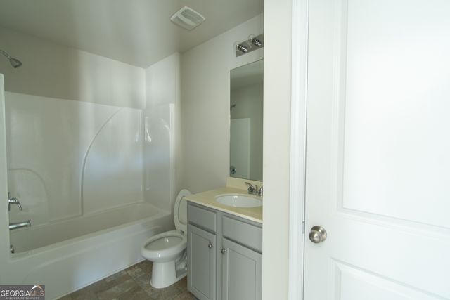 2698 Lower Village Drive, Ellenwood, GA 30294