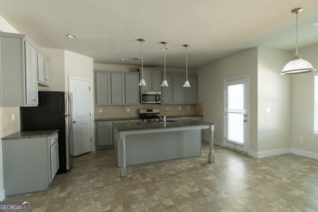 2698 Lower Village Drive, Ellenwood, GA 30294