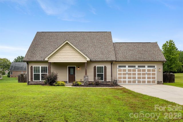 926 Hathcock Glen Drive, Oakboro, NC 28129