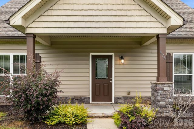 926 Hathcock Glen Drive, Oakboro, NC 28129