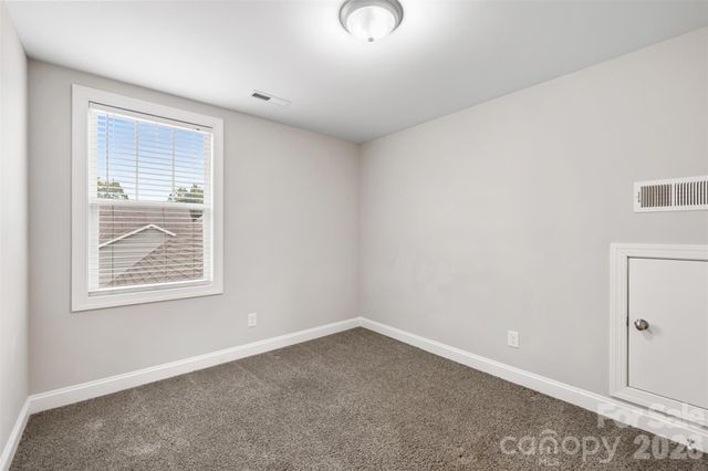 926 Hathcock Glen Drive, Oakboro, NC 28129