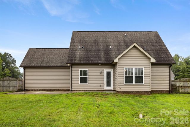 926 Hathcock Glen Drive, Oakboro, NC 28129