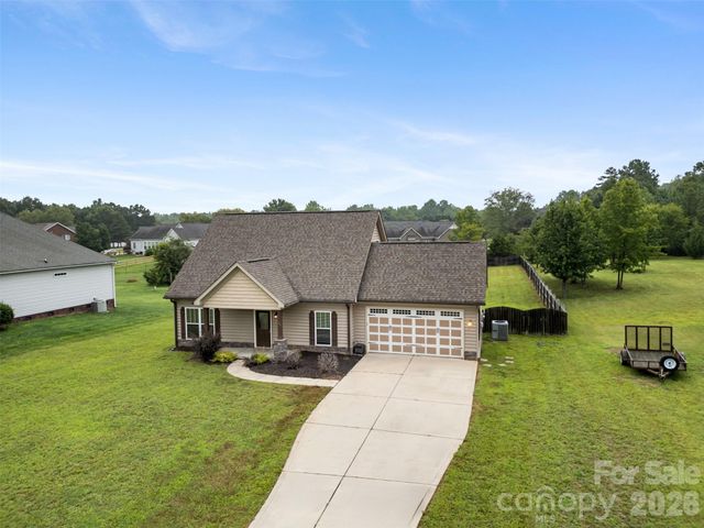 926 Hathcock Glen Drive, Oakboro, NC 28129