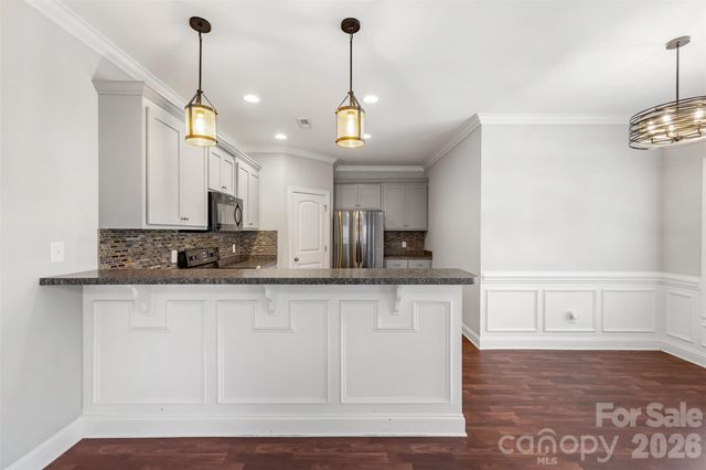 926 Hathcock Glen Drive, Oakboro, NC 28129