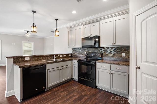 926 Hathcock Glen Drive, Oakboro, NC 28129