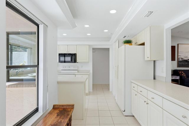 3615 GLEN OAKS MANOR DRIVE, Sarasota, FL 34232