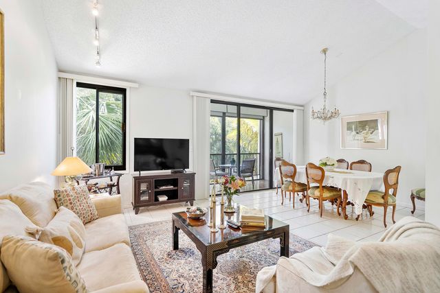 3706 Bridgewood Drive 3706, Boca Raton, FL 33434