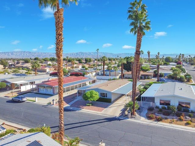 74636 Azurite Circle E, Palm Desert, CA 92260