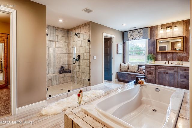 15701 Shadowalk Dr, Louisville, KY 40245