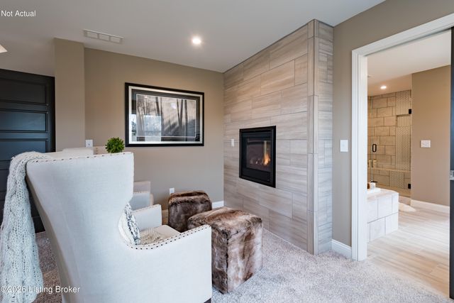15701 Shadowalk Dr, Louisville, KY 40245