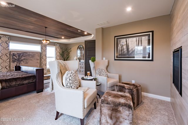 15701 Shadowalk Dr, Louisville, KY 40245