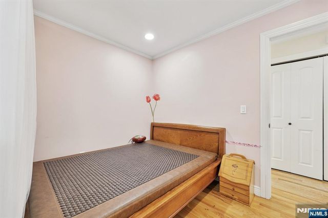 421 Lafayette Avenue 421, Cliffside Park, NJ 07010