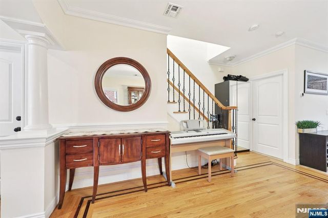 421 Lafayette Avenue 421, Cliffside Park, NJ 07010