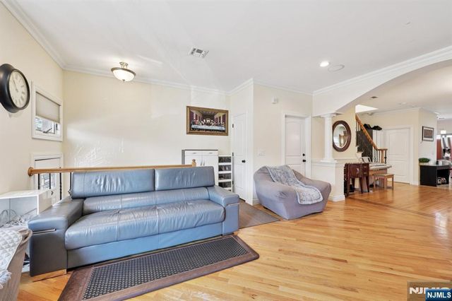 421 Lafayette Avenue 421, Cliffside Park, NJ 07010