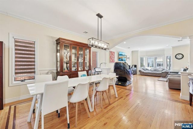 421 Lafayette Avenue 421, Cliffside Park, NJ 07010