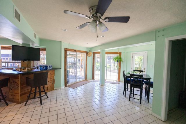 1315 23rd Street, Dickinson, TX 77539