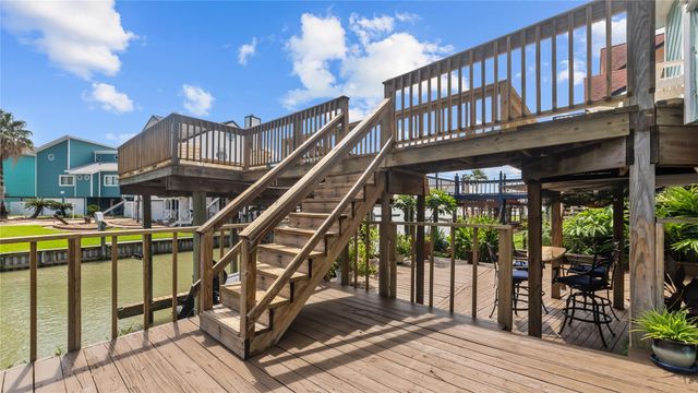 1315 23rd Street, Dickinson, TX 77539