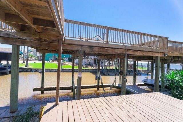 1315 23rd Street, Dickinson, TX 77539