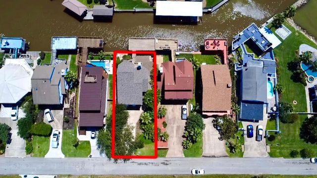 1315 23rd Street, Dickinson, TX 77539