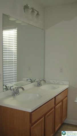 8408 Saylor Court, Upper Macungie Twp, PA 18031