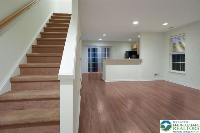 8408 Saylor Court, Upper Macungie Twp, PA 18031