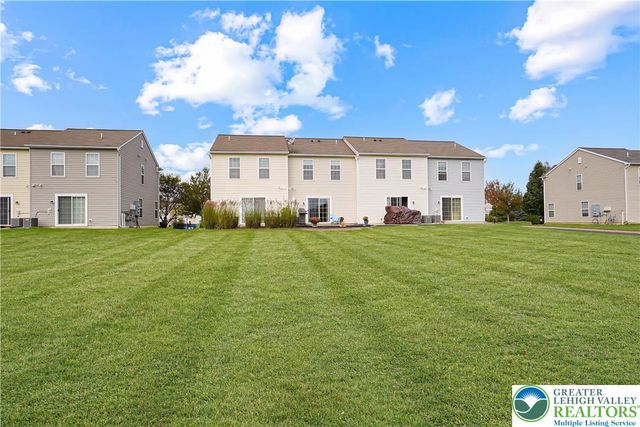 8408 Saylor Court, Upper Macungie Twp, PA 18031