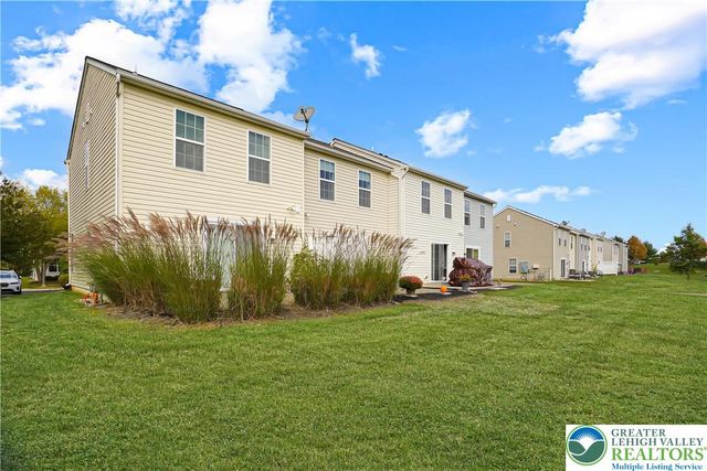 8408 Saylor Court, Upper Macungie Twp, PA 18031