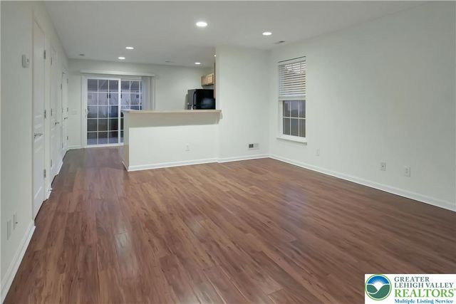 8408 Saylor Court, Upper Macungie Twp, PA 18031