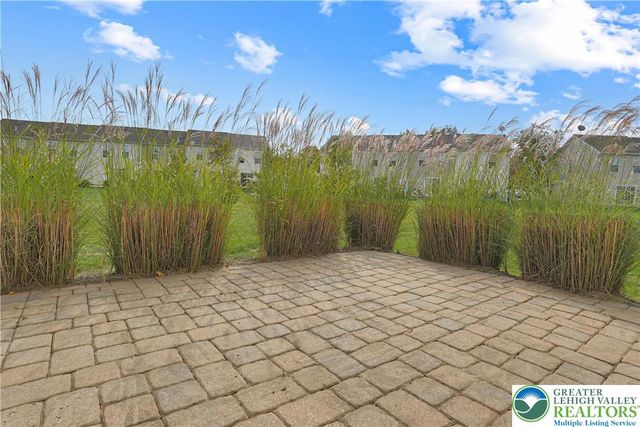 8408 Saylor Court, Upper Macungie Twp, PA 18031