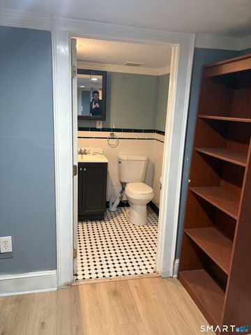 780 Winchester Avenue, New Haven, CT 06511