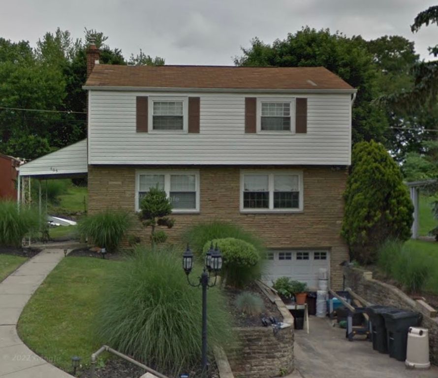 465 Macassar Dr, Baldwin Twp, PA 15236