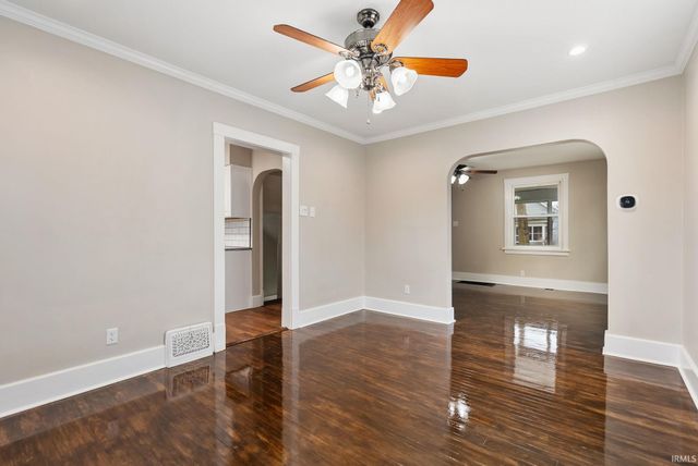 1014 Nuttman Avenue, Fort Wayne, IN 46807