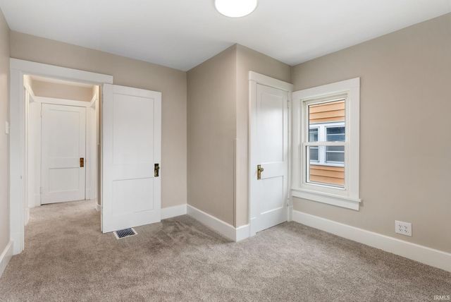 1014 Nuttman Avenue, Fort Wayne, IN 46807