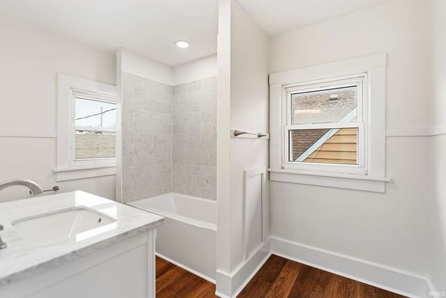 1014 Nuttman Avenue, Fort Wayne, IN 46807