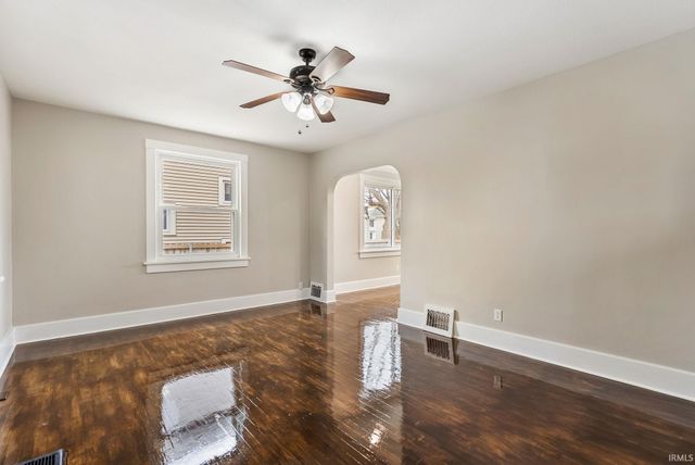 1014 Nuttman Avenue, Fort Wayne, IN 46807