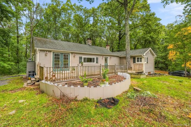 153 Nardin Road, Lake Peekskill, NY 10537