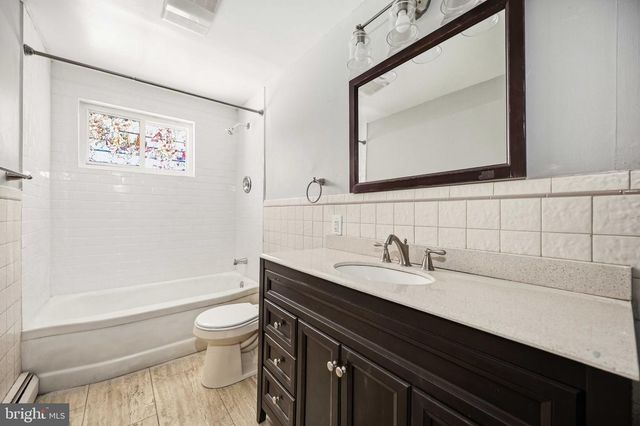 2806 ANZAC AVE, Abington, PA 19001