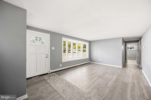 2806 ANZAC AVE, Abington, PA 19001
