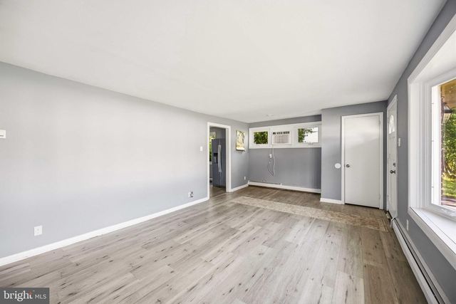2806 ANZAC AVE, Abington, PA 19001