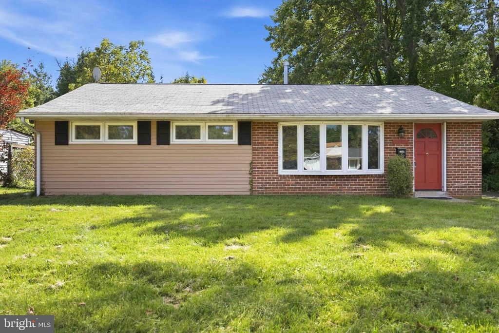 2806 ANZAC AVE, Abington, PA 19001
