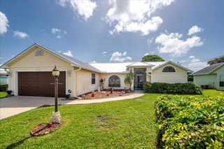6719 NW Dorothy Street, Port St Lucie, FL 34983