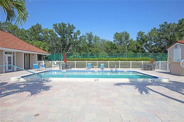 9627 Eaton Gardens LN 104, Fort Myers, FL 33919